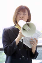 �t�W�e���r���o���ŏ����s���đ�u�F�̉�v���