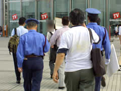 �����������񊈓����s���t�W�e���r�Ј�